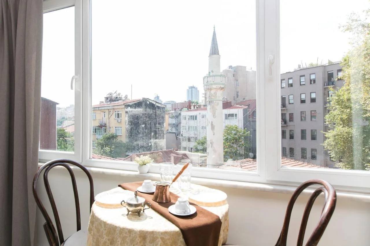 Antique Boutique Aparthotel Istanbul 4*,